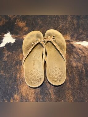 Vionic Brown Braided-strap Thong Sandals